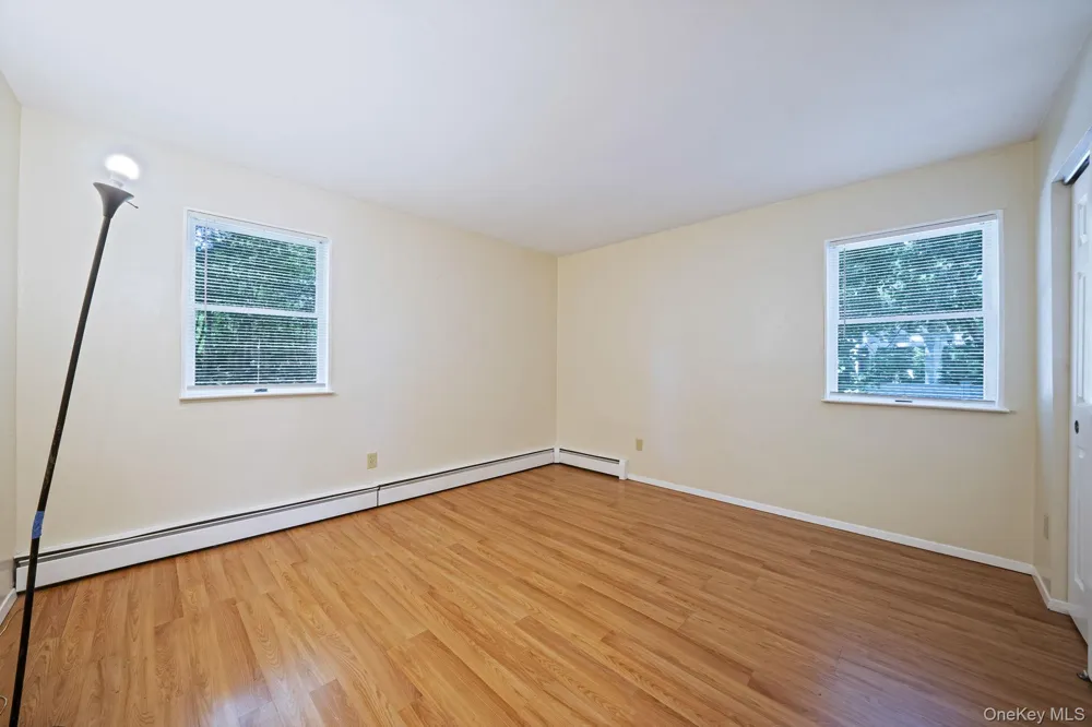 66 Norfleet Lane Coram, NY 11727