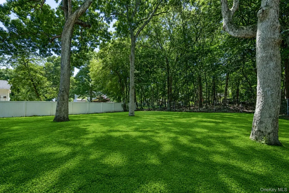 66 Norfleet Lane Coram, NY 11727