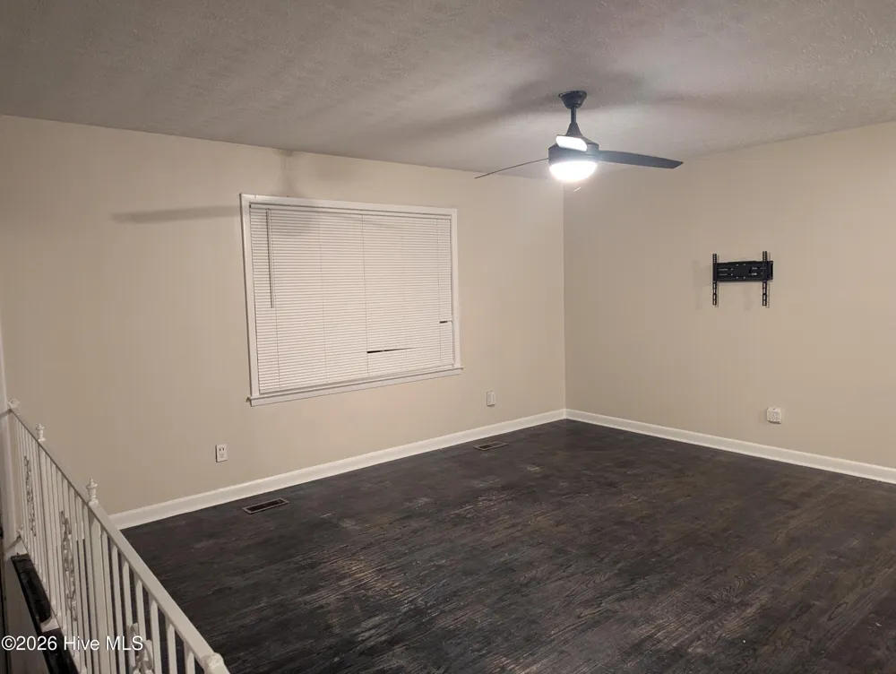 1020 Riverside Circle Spring Lake, NC 28390