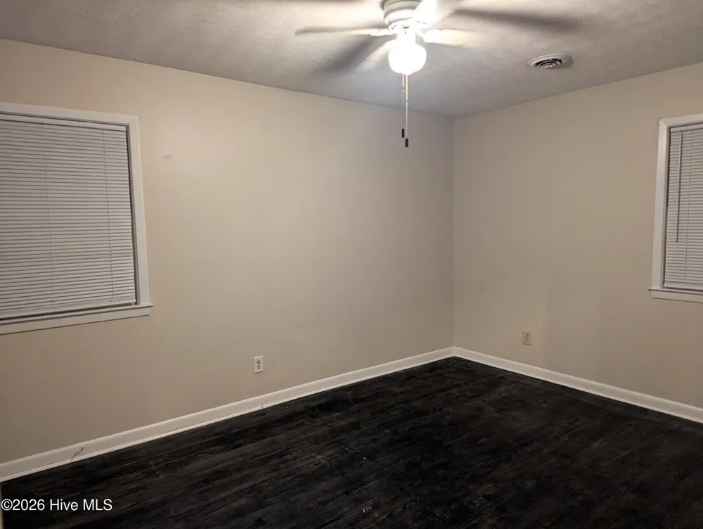 1020 Riverside Circle Spring Lake, NC 28390