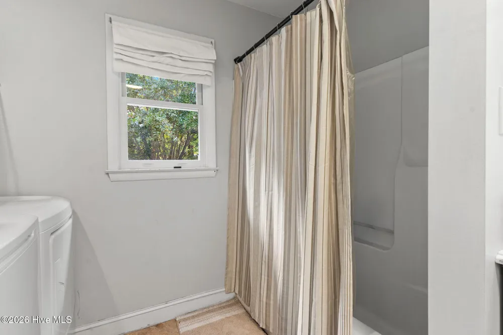 719 Lewis Road Leland, NC 28451
