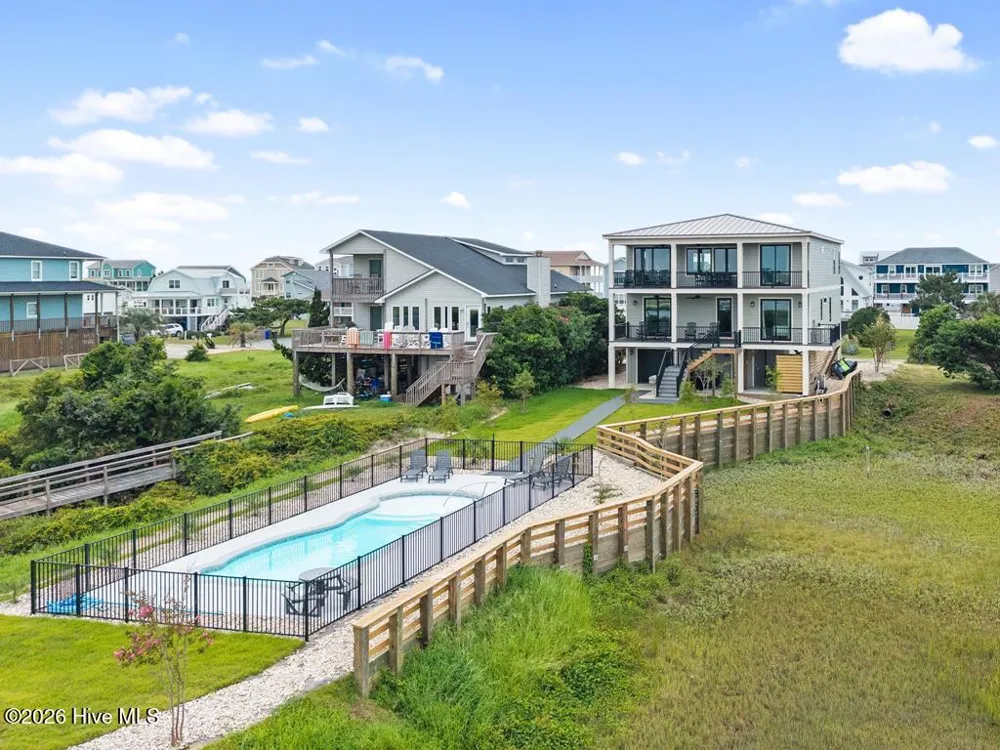 6620 Kings Lynn Drive Oak Island, NC 28465