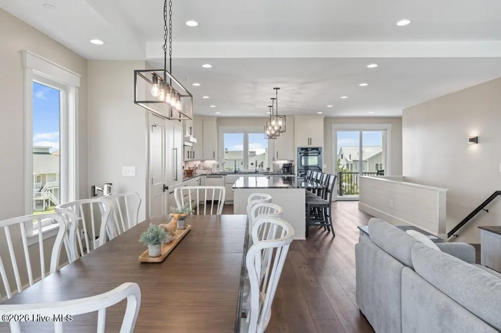 6620 Kings Lynn Drive Oak Island, NC 28465