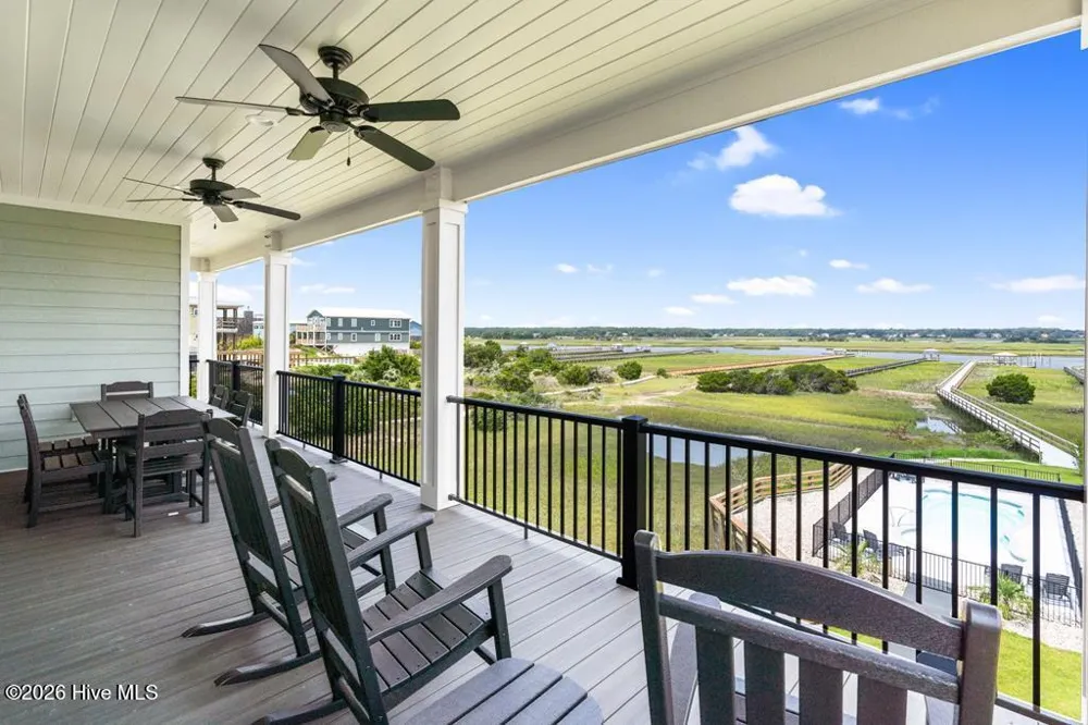 6620 Kings Lynn Drive Oak Island, NC 28465