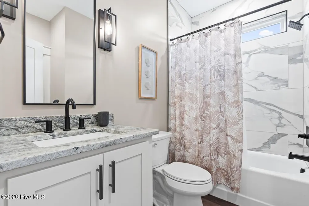 6620 Kings Lynn Drive Oak Island, NC 28465