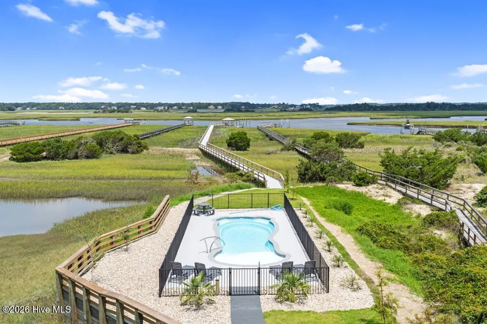 6620 Kings Lynn Drive Oak Island, NC 28465