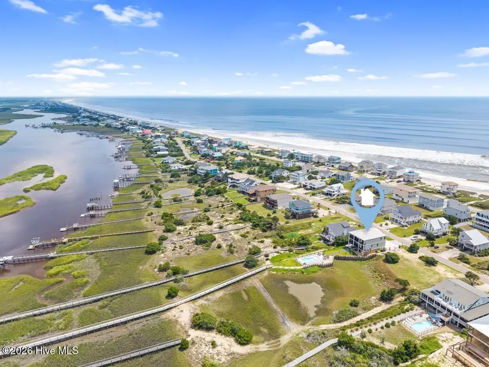 6620 Kings Lynn Drive Oak Island, NC 28465