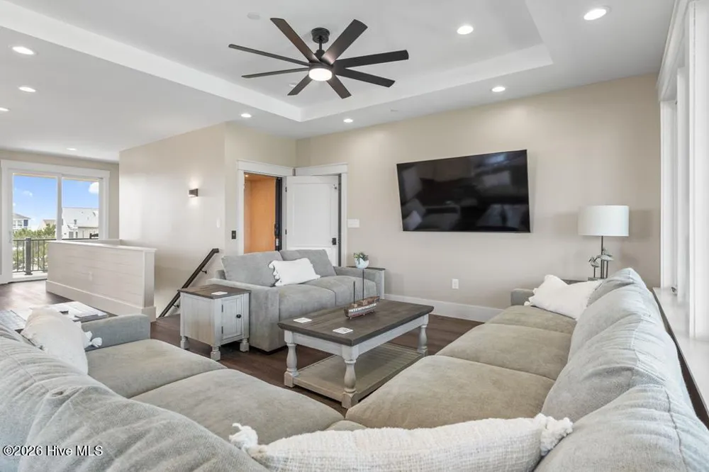 6620 Kings Lynn Drive Oak Island, NC 28465