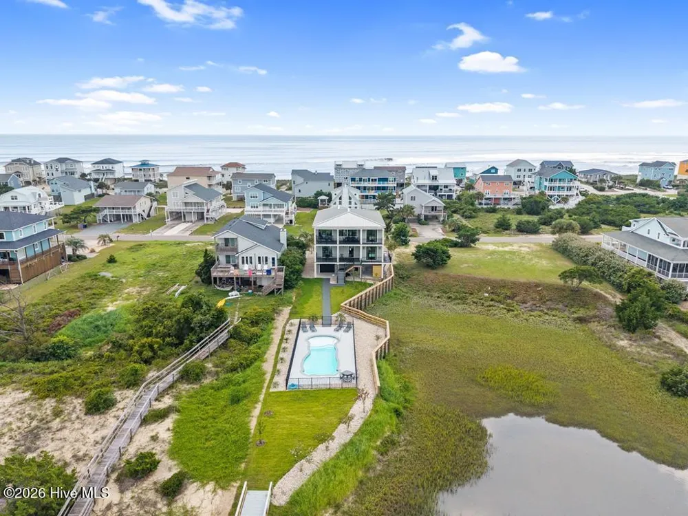 6620 Kings Lynn Drive Oak Island, NC 28465