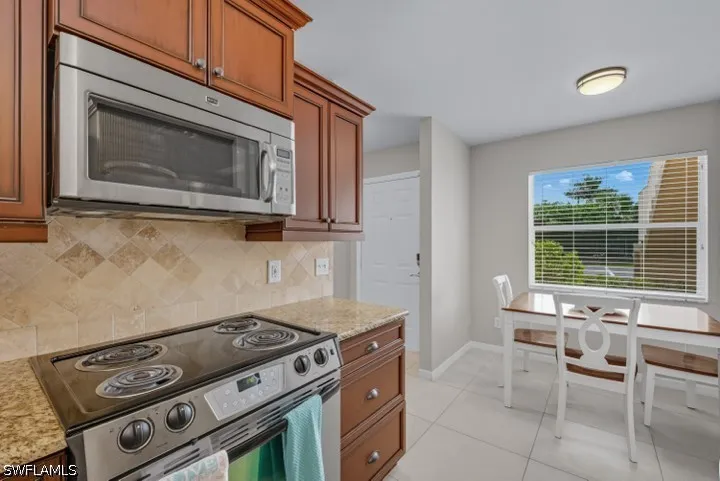 Robin Hood Circle #104 Naples, FL 34104