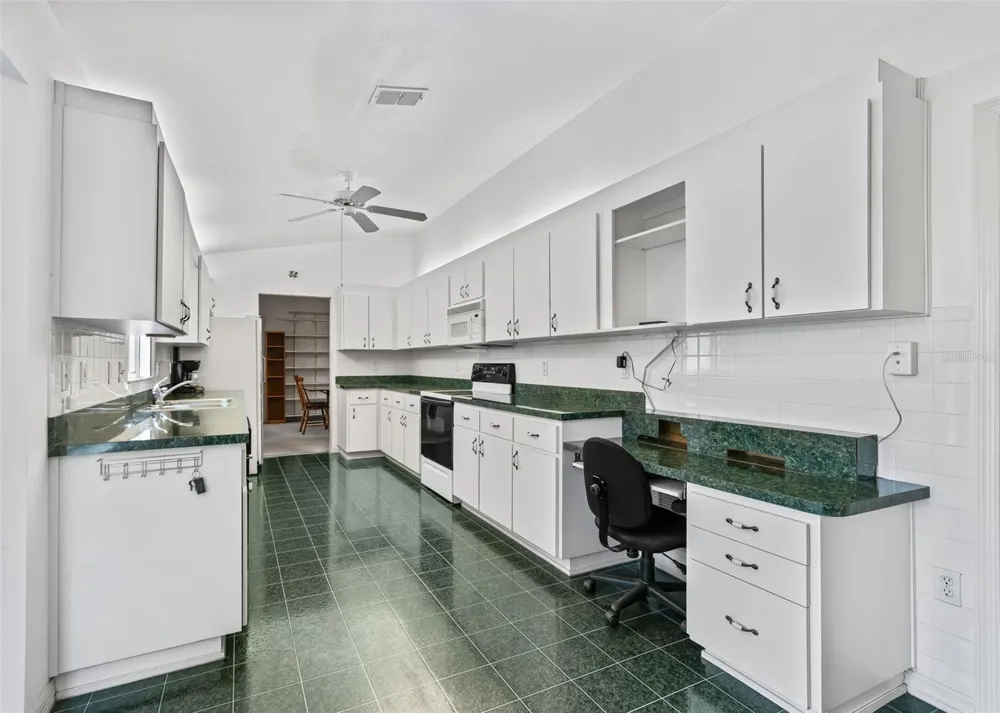 13740 SE 86TH TERRACE Summerfield, FL 34491