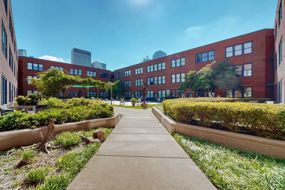 2502 Live Oak Street #322 Dallas, TX 75204