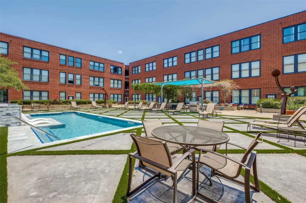 2502 Live Oak Street #322 Dallas, TX 75204