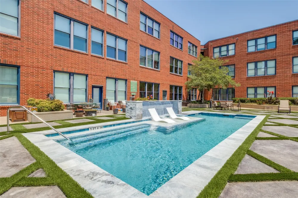 2502 Live Oak Street #322 Dallas, TX 75204