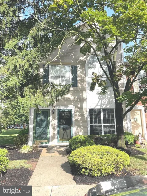 62 GREGORY LANE