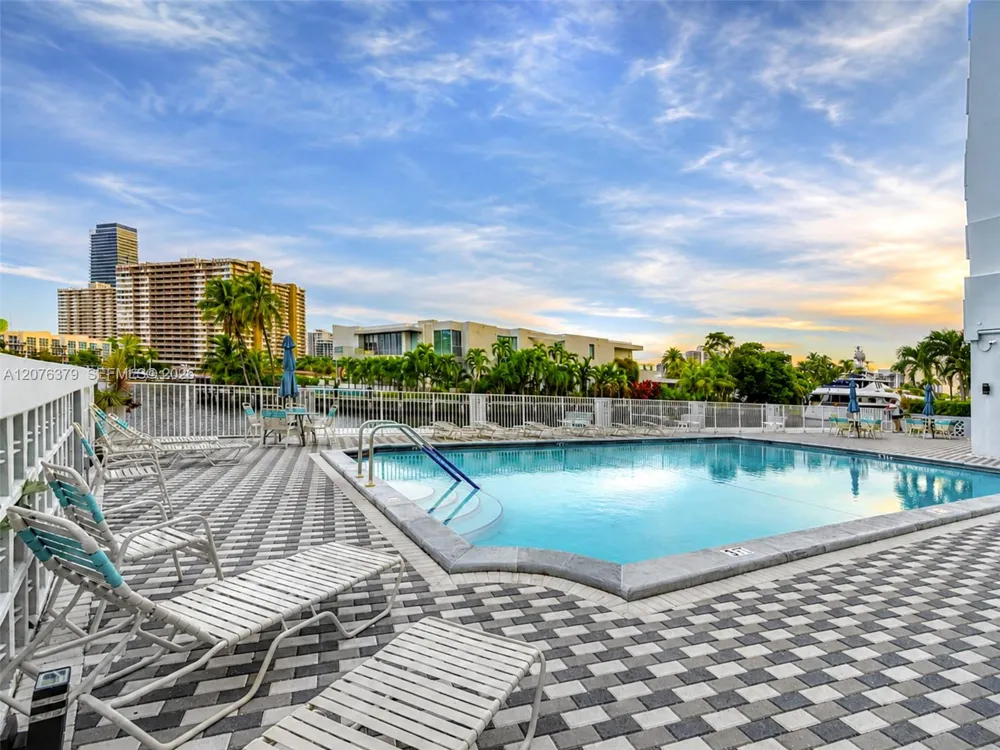 137 Golden Isles Dr #804 Hallandale Beach, FL 33009