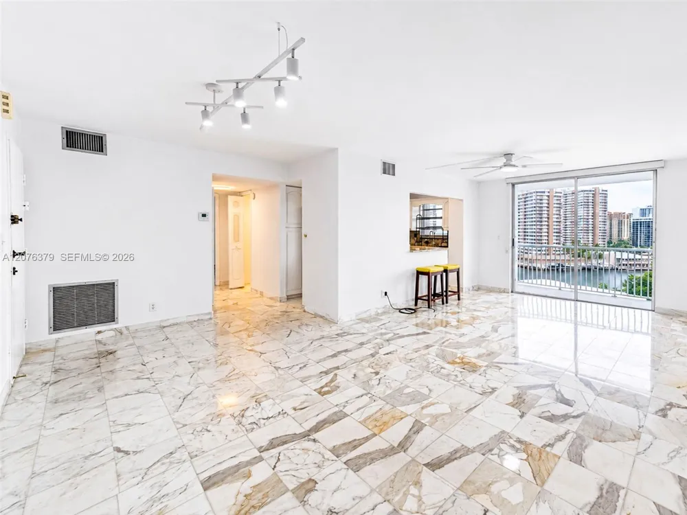 137 Golden Isles Dr #804 Hallandale Beach, FL 33009