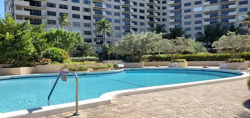 5000 Ocean Boulevard #1008 Lauderdale By The Sea, FL 33308