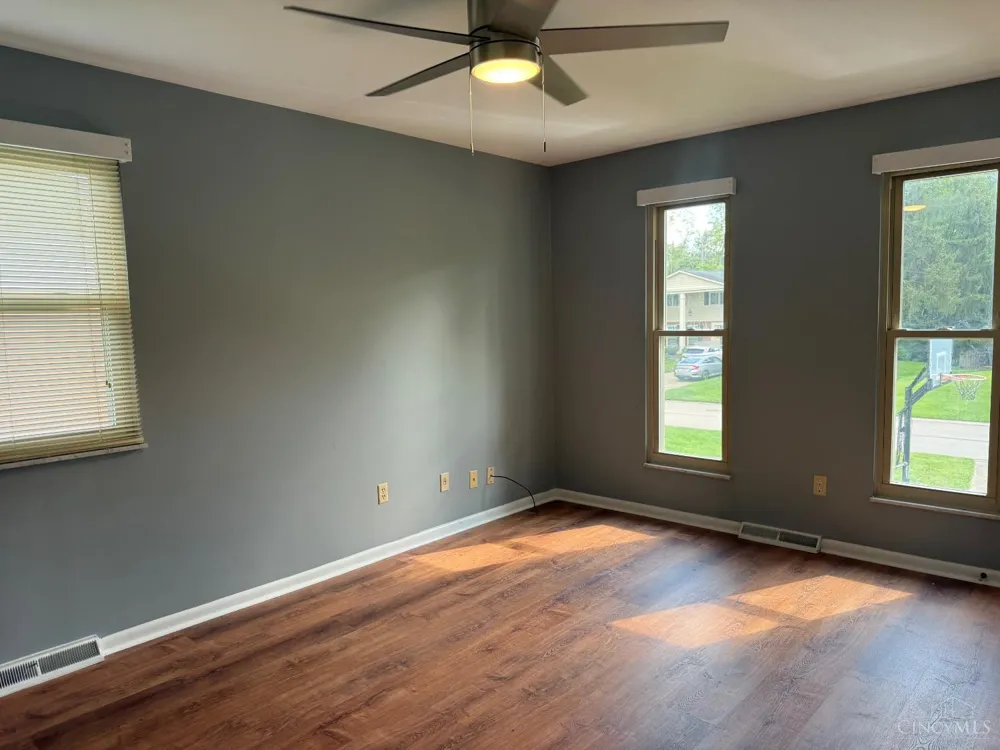 8354 Shadowpoint Court Montgomery, OH 45242
