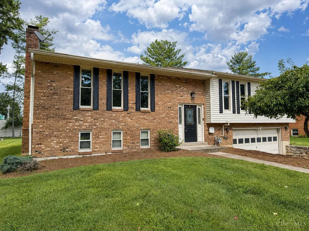 8354 Shadowpoint Court Montgomery, OH 45242