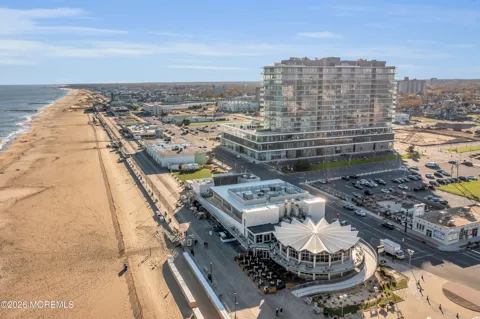 1101 Ocean Avenue #808
