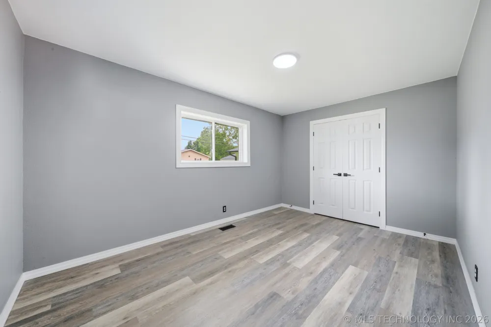 219 E Ozark Street Morris, OK 74445