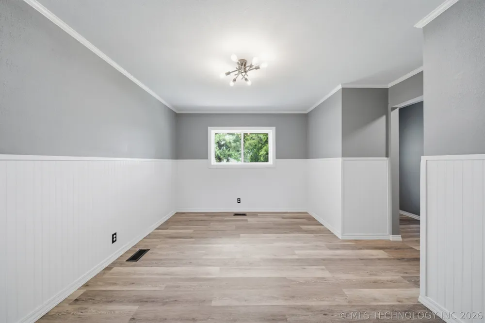 219 E Ozark Street Morris, OK 74445