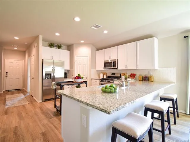 20690 Meadow Street Kellyville, OK 74039