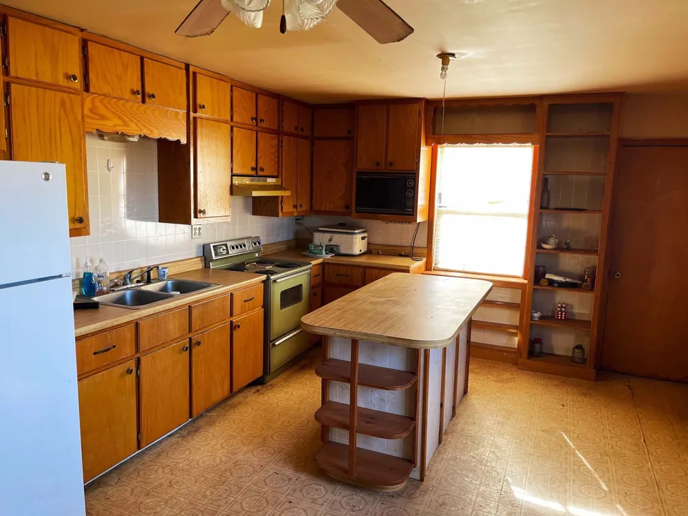 28584 County Road 1580 Allen, OK 74825