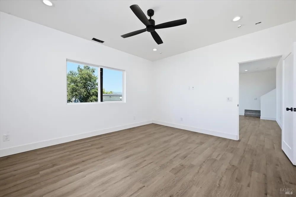17247 Meadow View Drive Hidden Valley Lake, CA 95467