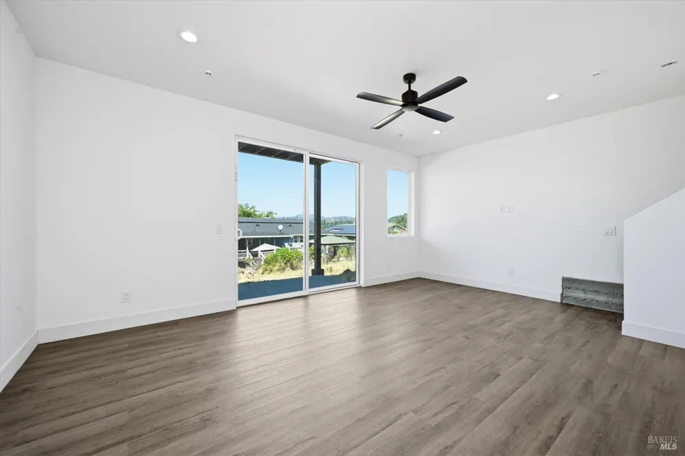 17247 Meadow View Drive Hidden Valley Lake, CA 95467