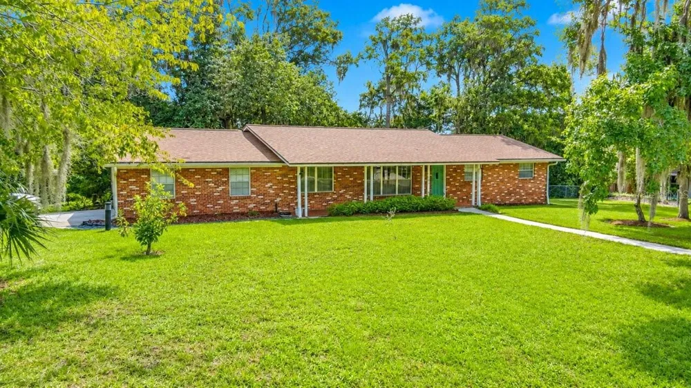 1705 NW 21ST STREET Gainesville, FL 32605