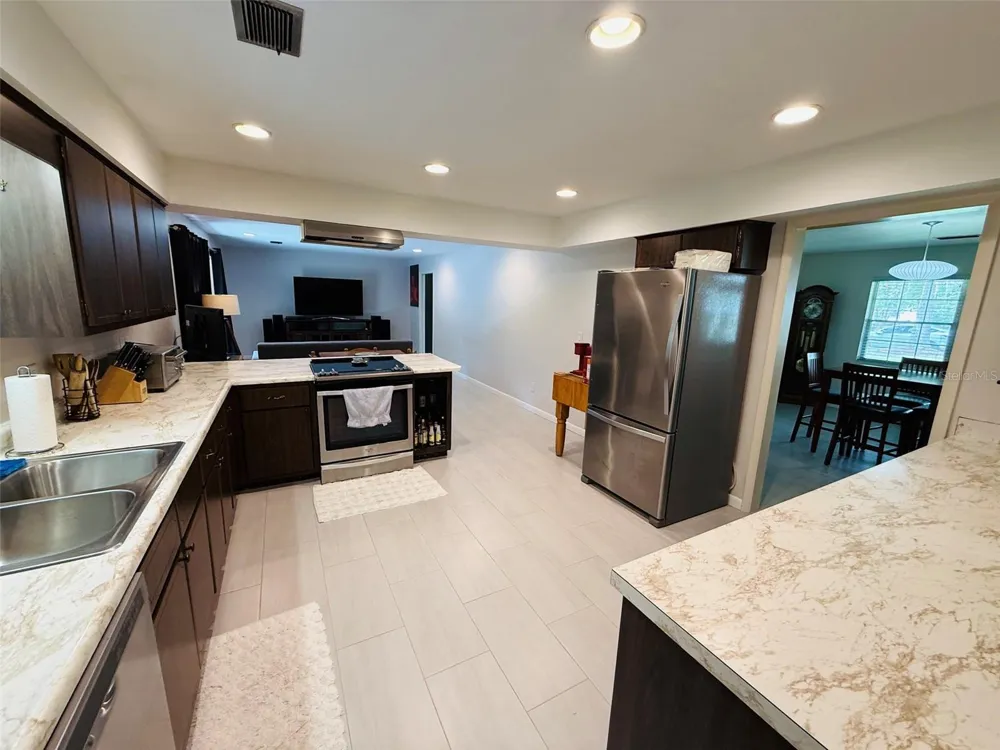 1705 NW 21ST STREET Gainesville, FL 32605