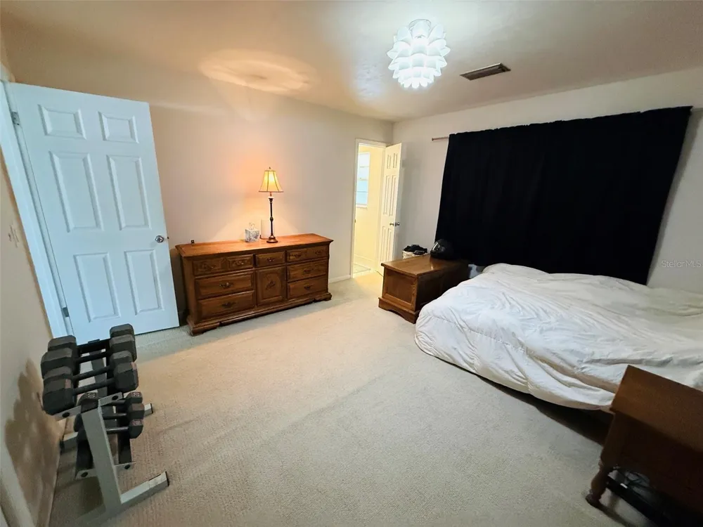 1705 NW 21ST STREET Gainesville, FL 32605