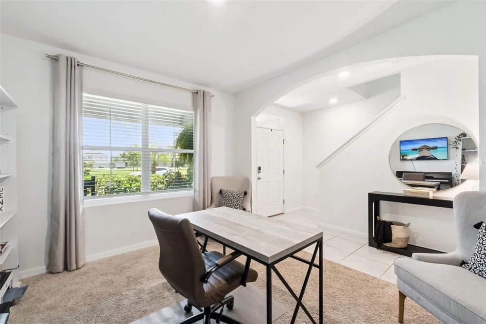 181 LAZIO CIRCLE Debary, FL 32713