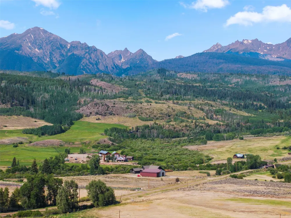 366 Slate Creek Road Silverthorne, CO 80498