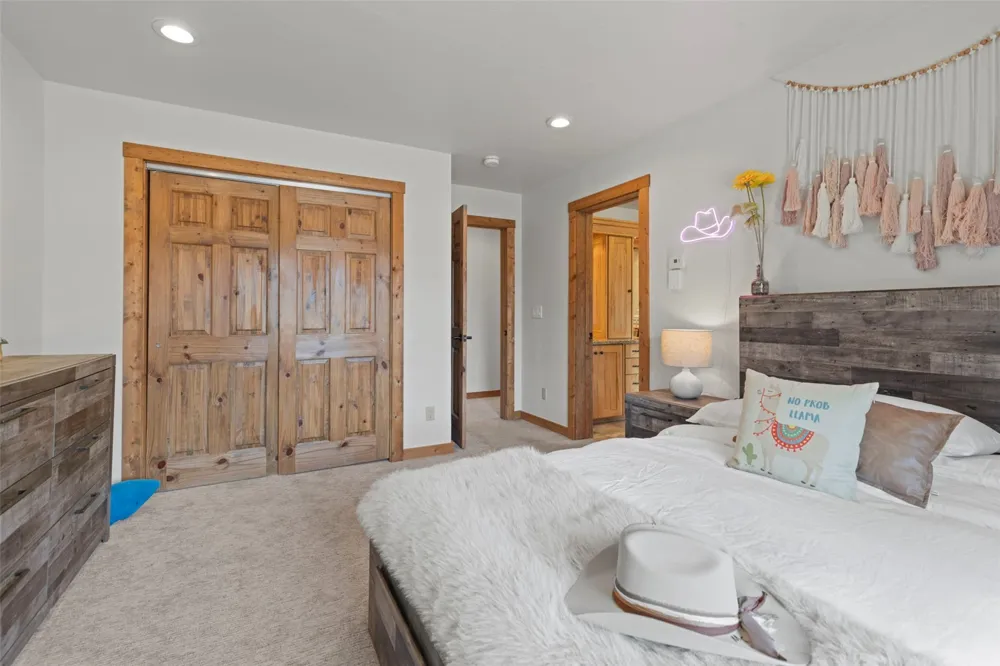 366 Slate Creek Road Silverthorne, CO 80498