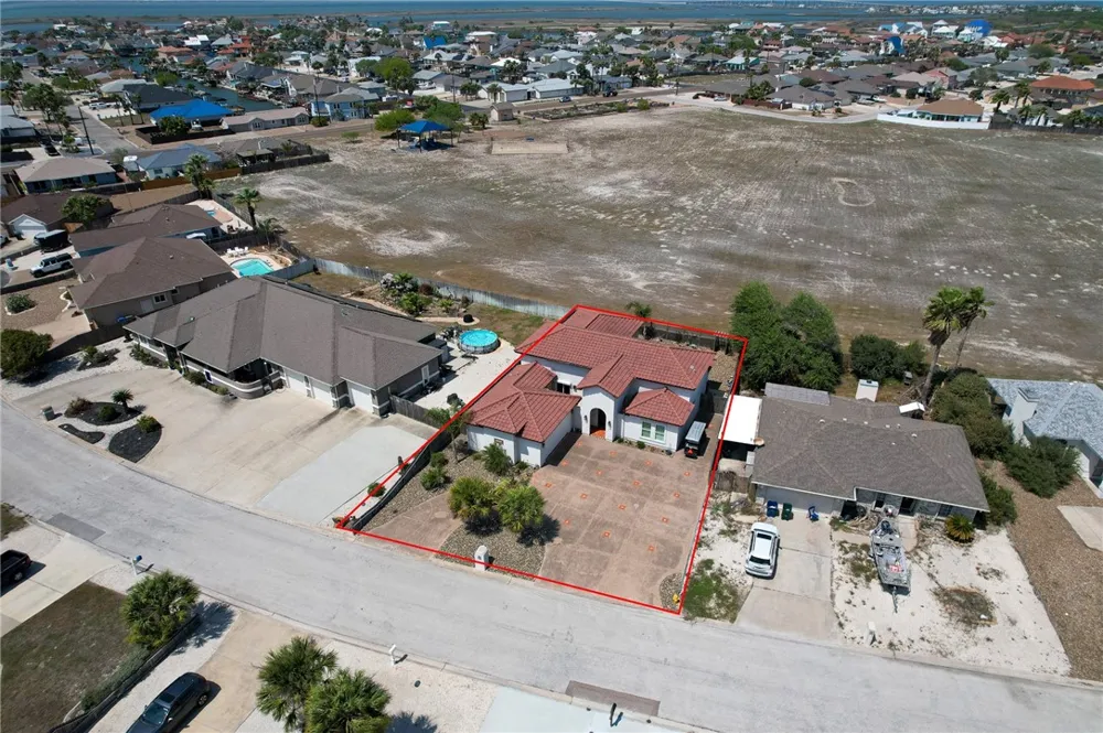 13918 Windjammer Drive Corpus Christi, TX 78418