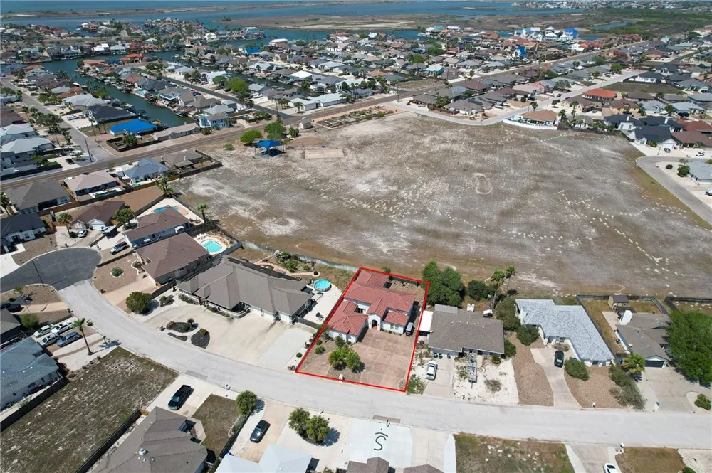 13918 Windjammer Drive Corpus Christi, TX 78418
