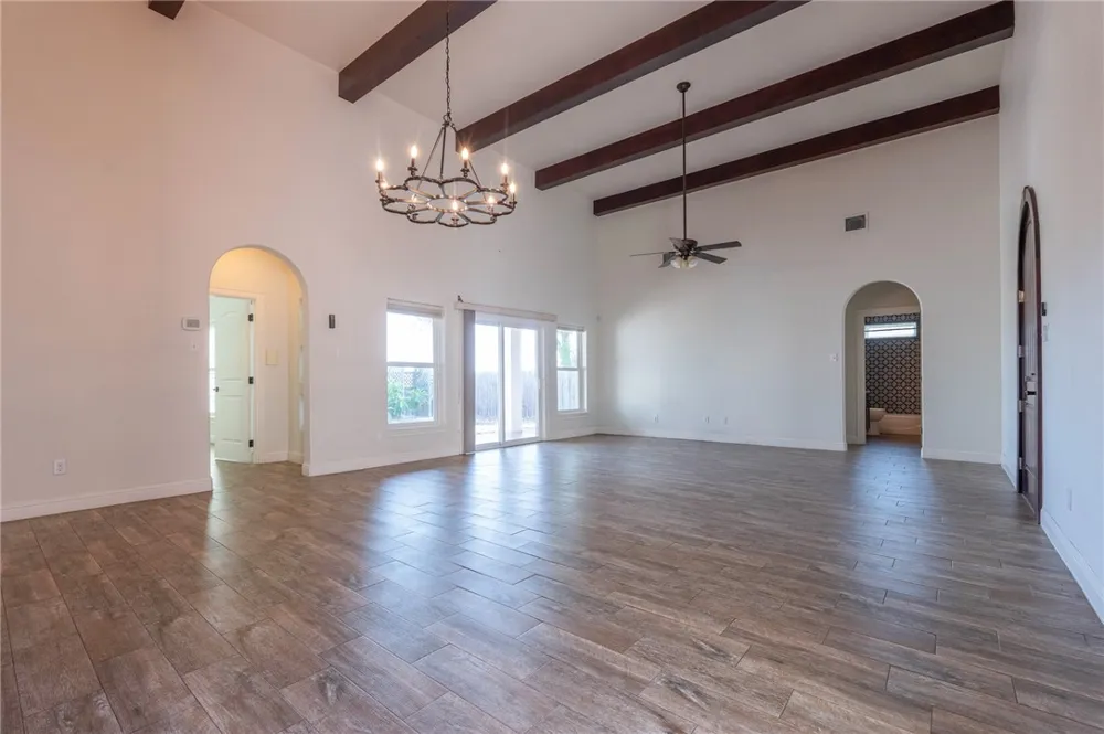 13918 Windjammer Drive Corpus Christi, TX 78418
