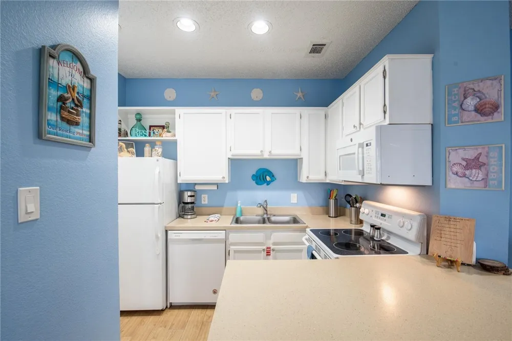 14721 WHITECAP BOULEVARD #180 Corpus Christi, TX 78418
