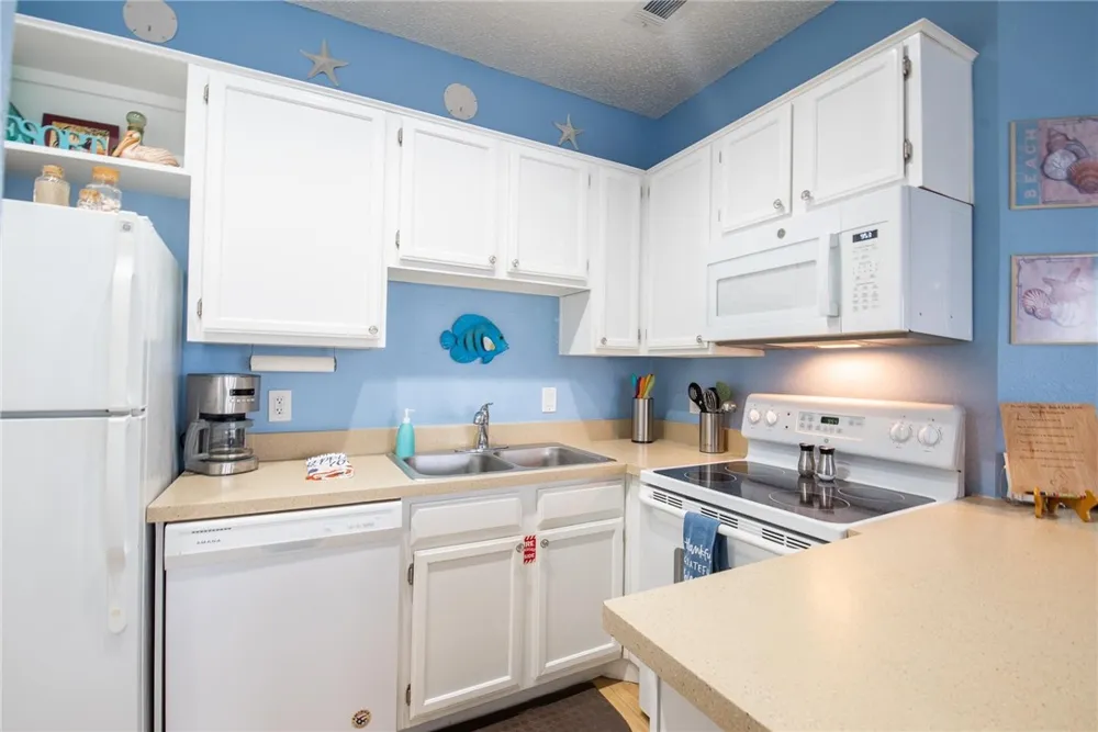 14721 WHITECAP BOULEVARD #180 Corpus Christi, TX 78418