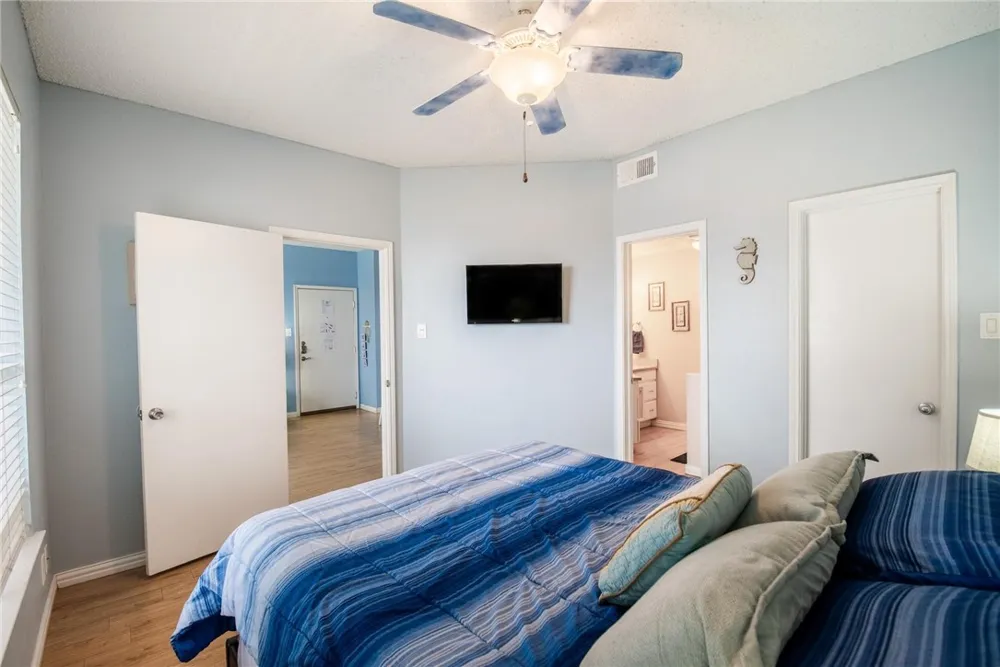 14721 WHITECAP BOULEVARD #180 Corpus Christi, TX 78418