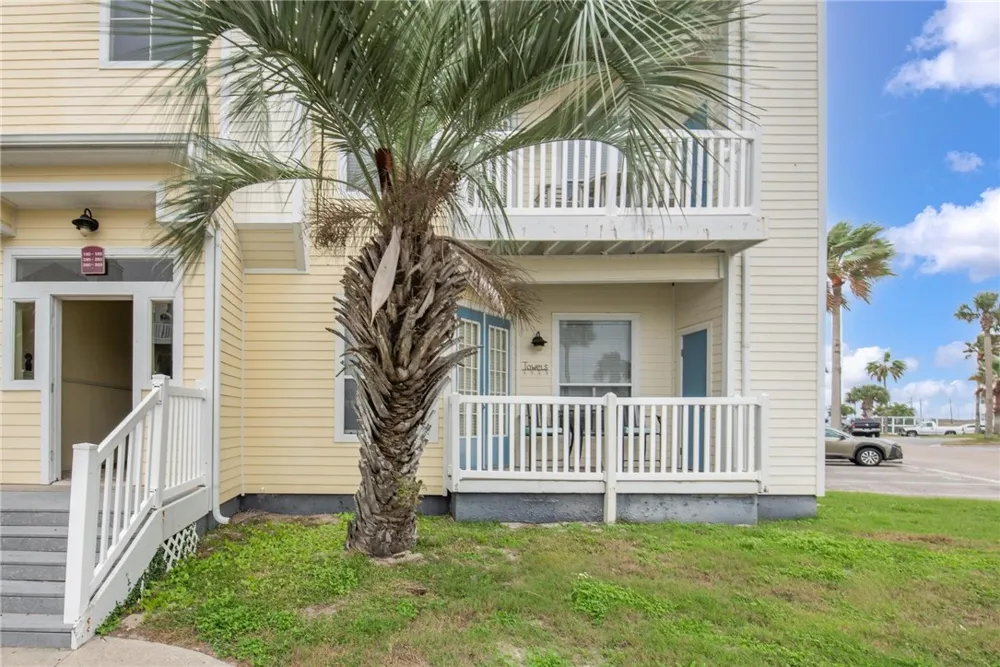 14721 WHITECAP BOULEVARD #180 Corpus Christi, TX 78418
