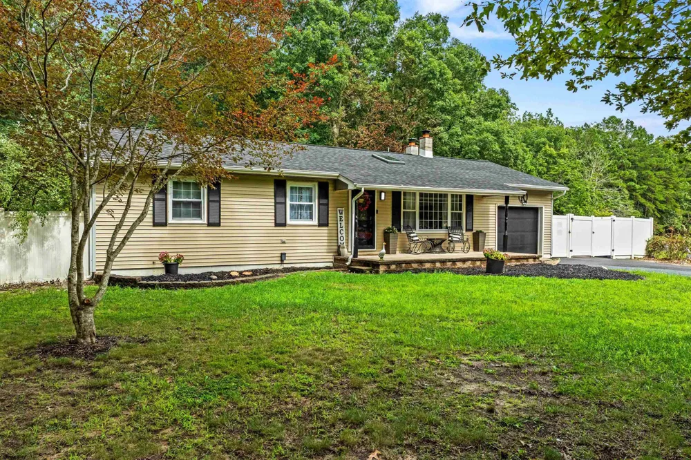 18 Pennsylvania Ave Dorothy, NJ 08317