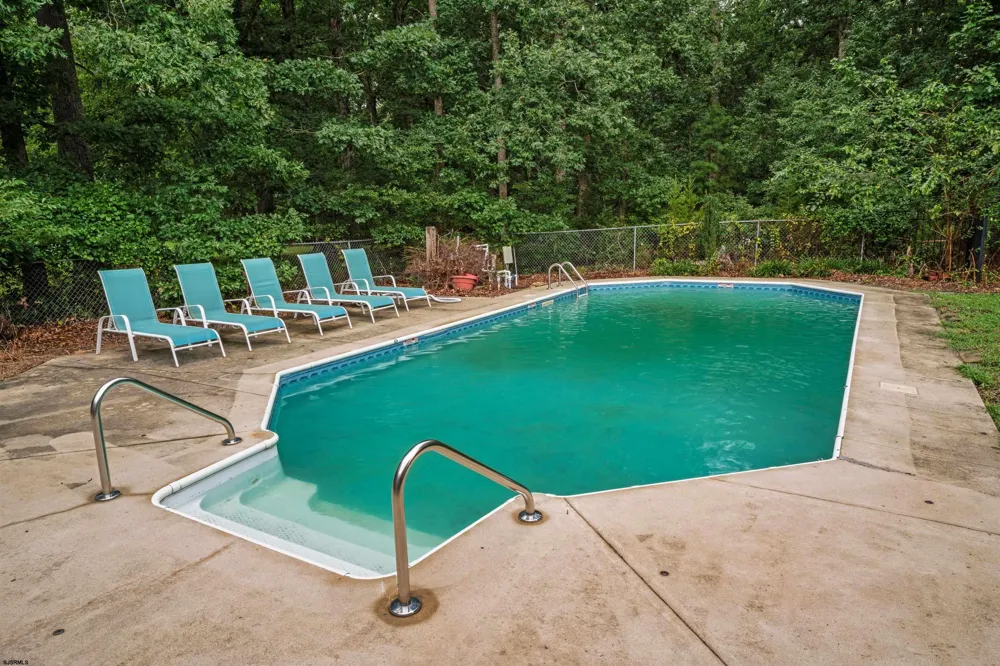 18 Pennsylvania Ave Dorothy, NJ 08317