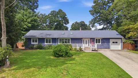 303 Knollwood Dr