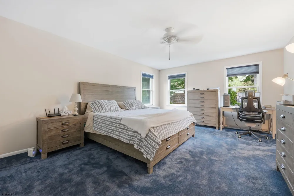 303 Knollwood Dr Egg Harbor Township, NJ 08234