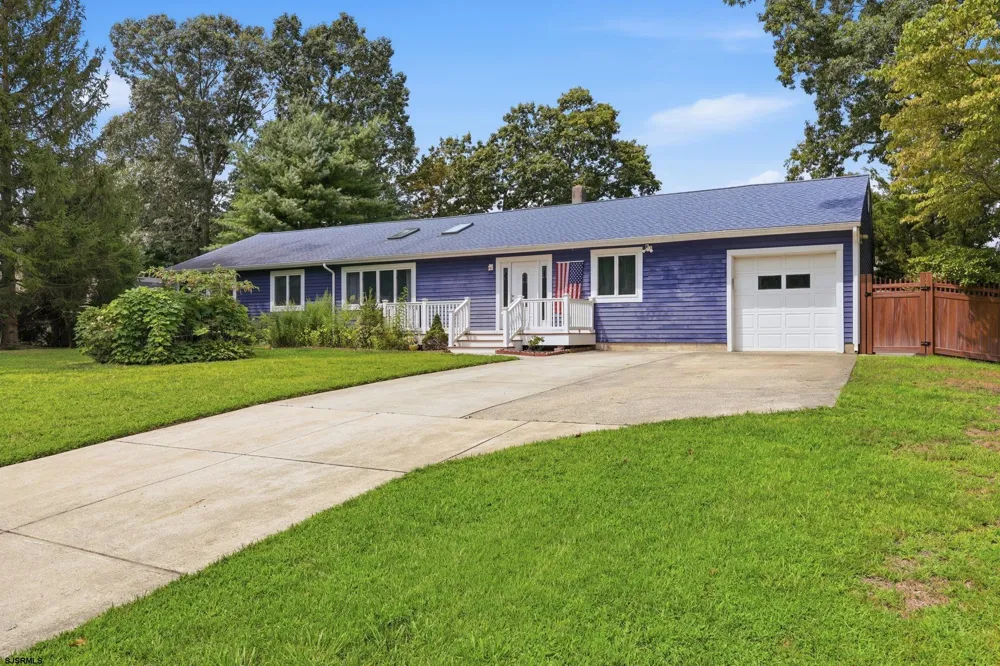 303 Knollwood Dr Egg Harbor Township, NJ 08234