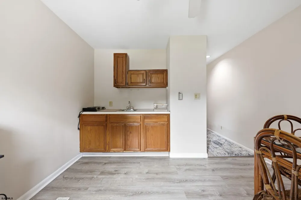 303 Knollwood Dr Egg Harbor Township, NJ 08234